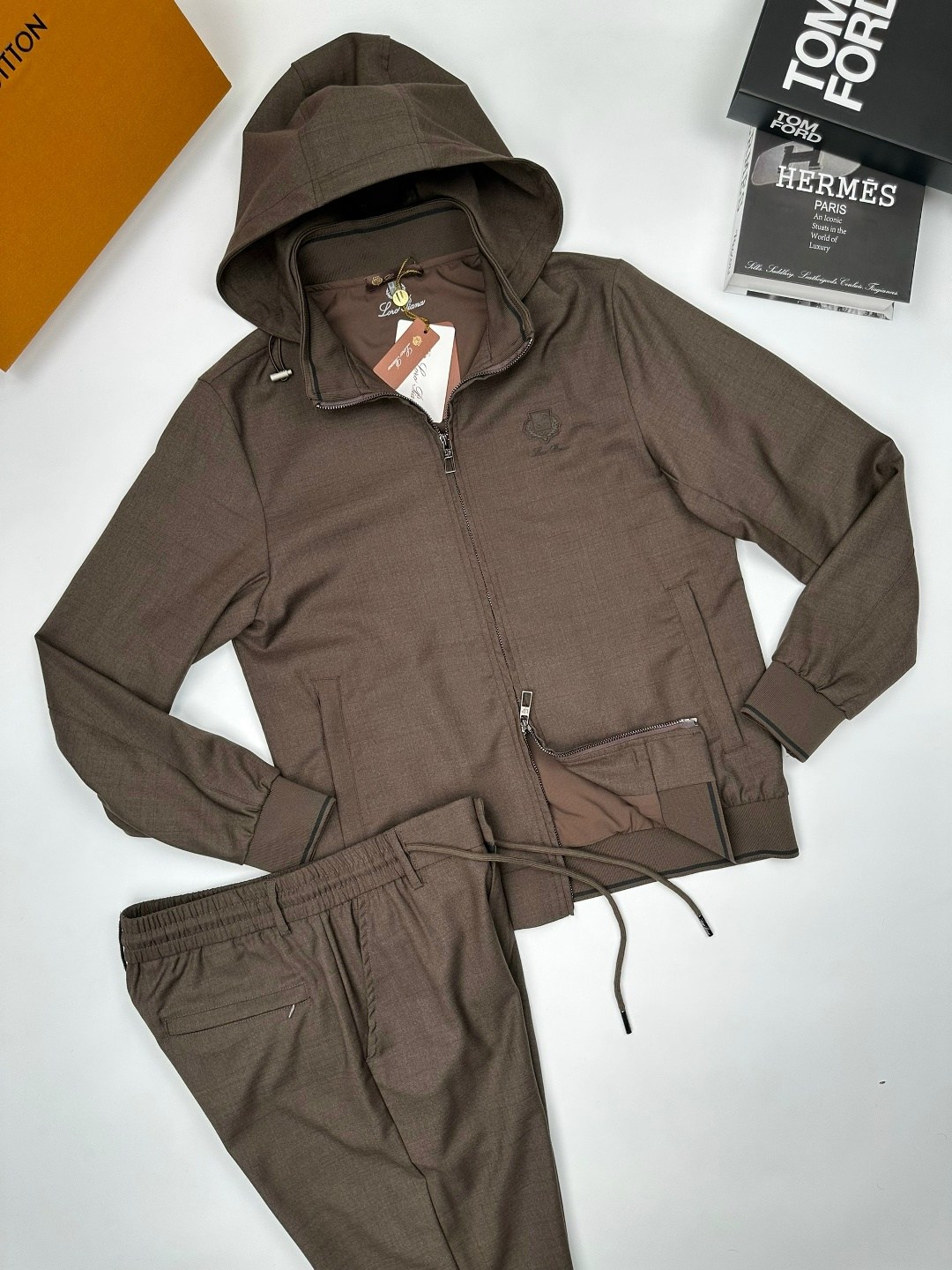 brunello cucinelli спортивный костюм,спортивный костюм loro piana,костюм loro piana,костюм stefano ricci,костюм brunello cucinelli