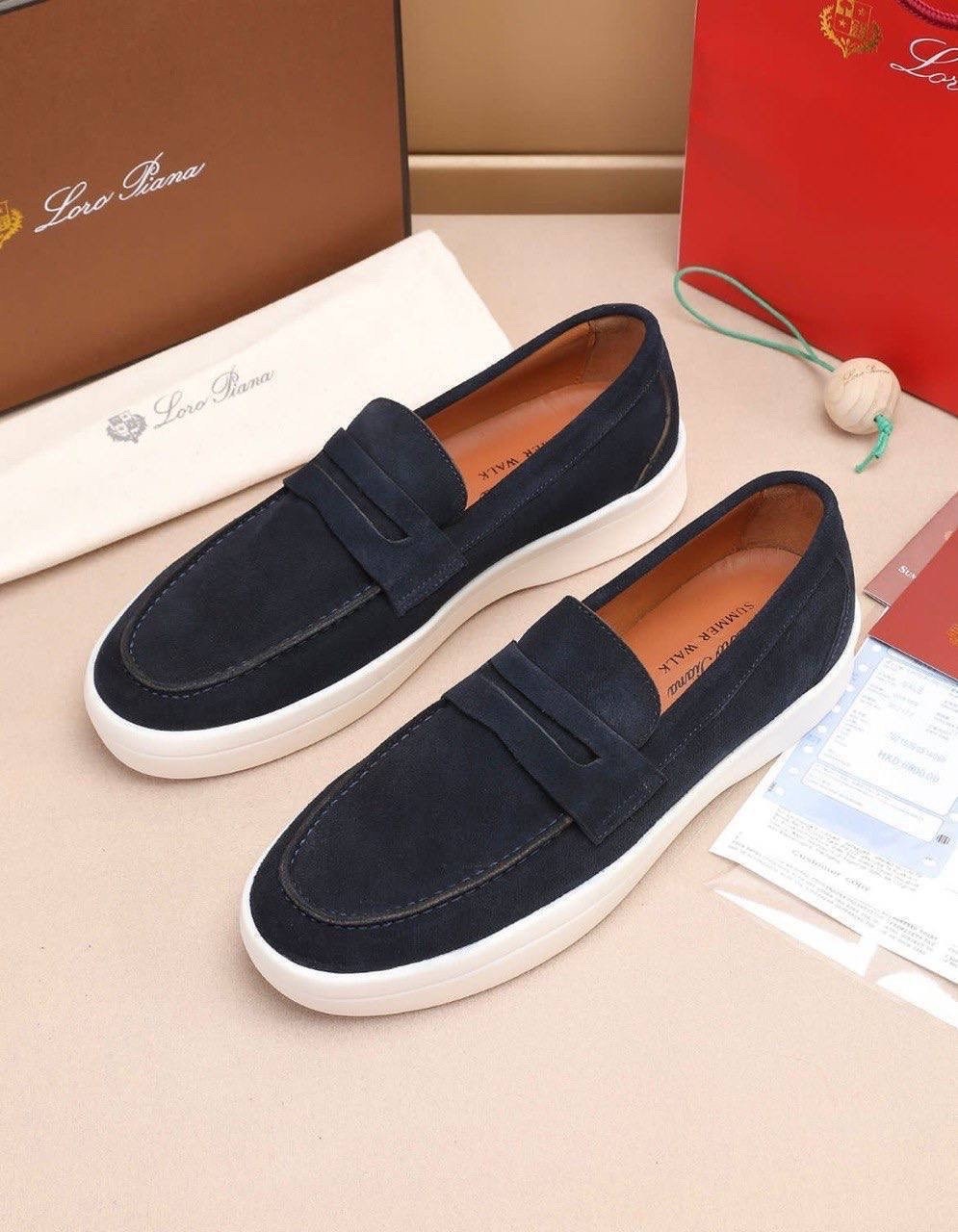 лоферы loro piana,мужские замшевые лоферы loro piana summer walk,замшевые лоферы loro piana,лоферы loro piana summer walk,лоферы loro piana мужские