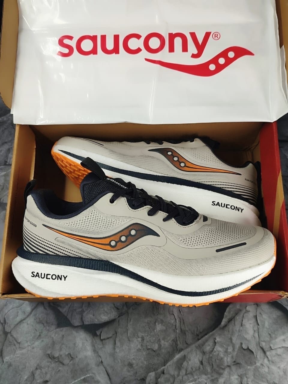 кроссовки saucony,кроссовки мужские saucony,кроссовки saucony triumph,кроссовки saucony triumph 21,saucony triumph 21