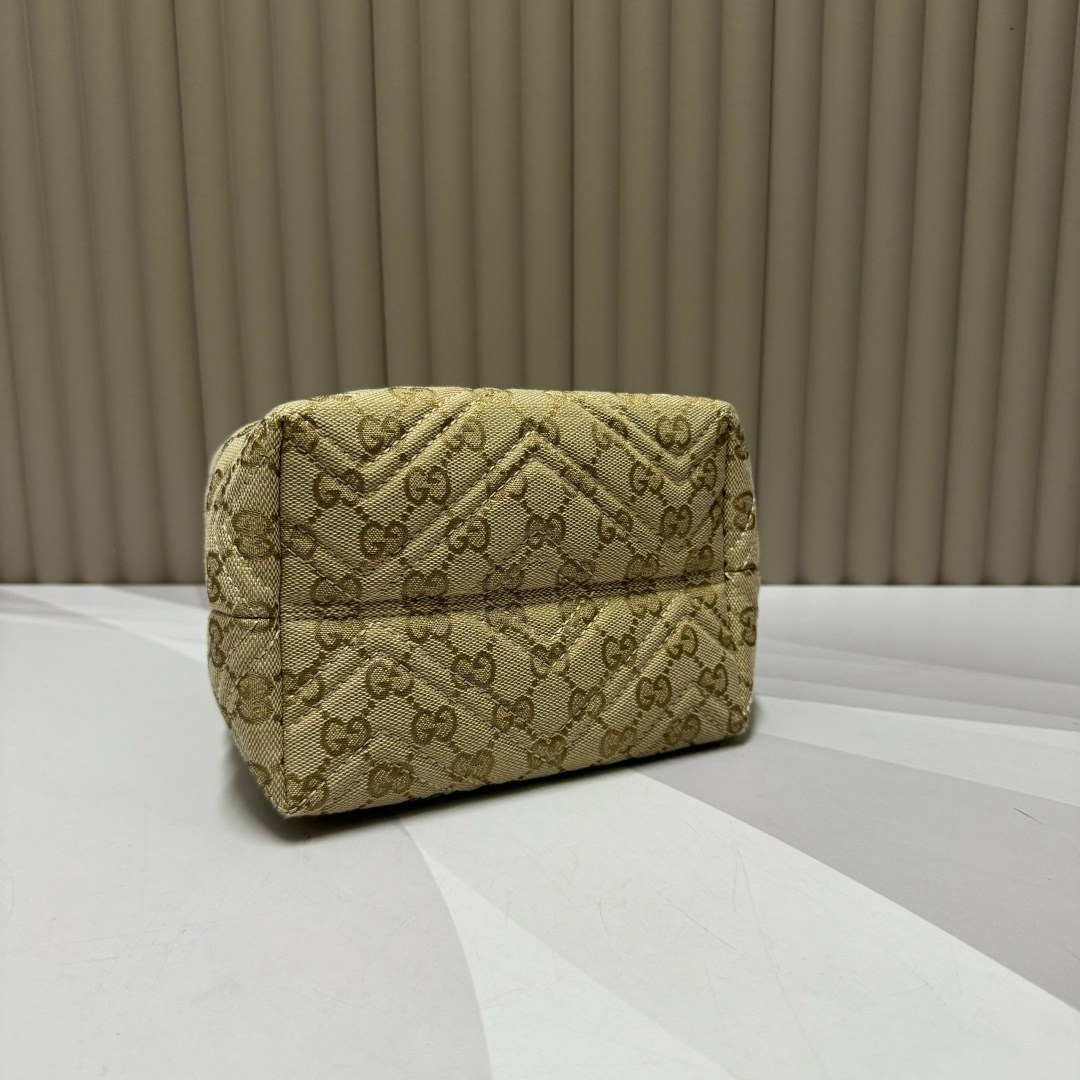 gucci сумка,gucci сумка на плечо,сумка gucci женская,модная сумка,сумки гуччи
