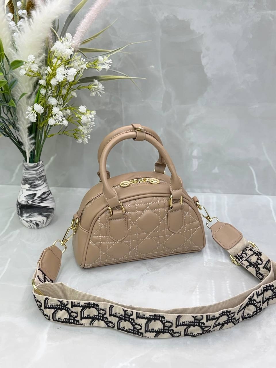 dior сумка,сумки через плечо christian dior,сумочка диор,сумка dior кросс боди,сумка женская dior