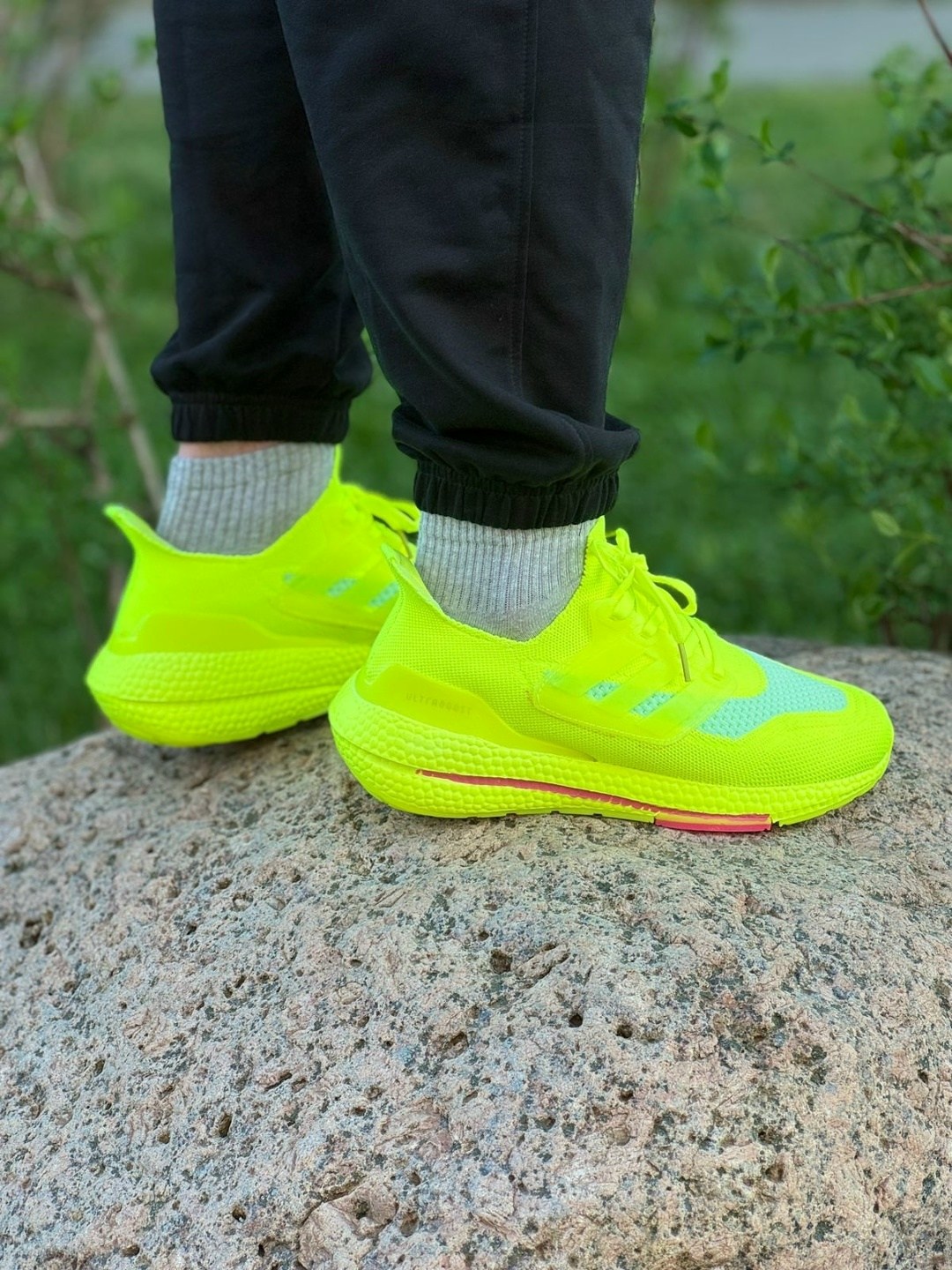 adidas ultra boost,adidas ultraboost,adidas ultraboost 1.0 solar yellow,кроссовки adidas,adidas boost