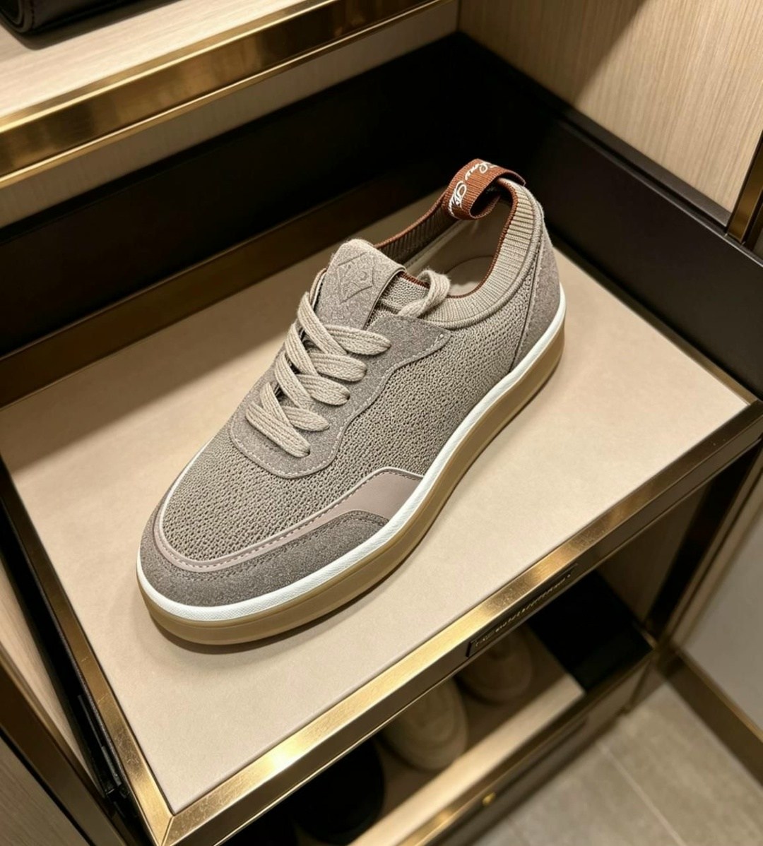 ,кроссовки loro piana,кроссовки классические,спортивная ,повседневная