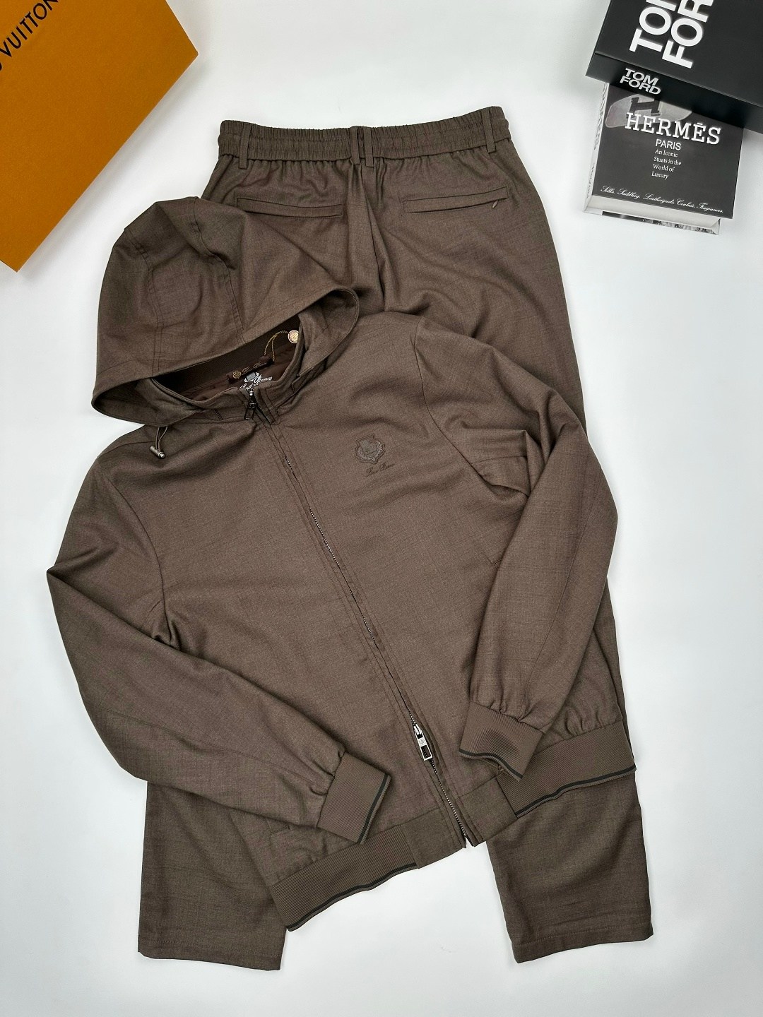 brunello cucinelli спортивный костюм,спортивный костюм loro piana,костюм loro piana,костюм stefano ricci,костюм brunello cucinelli