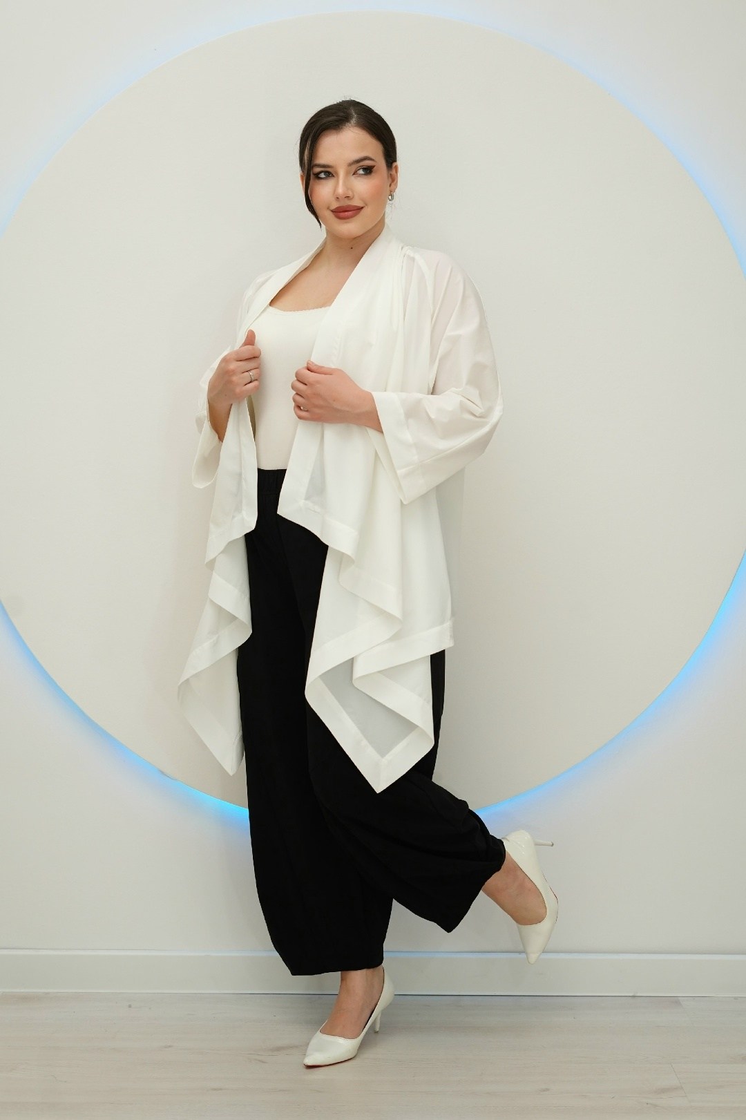 костюм michel chic 1375 черно-белый,брючный костюм мишель шик арт: 1375 черный, черно-белый,костюм брючный 1375 черный + черно-белый michel chic,женский костюм michel chic,костюм мишель шик 1375 черны