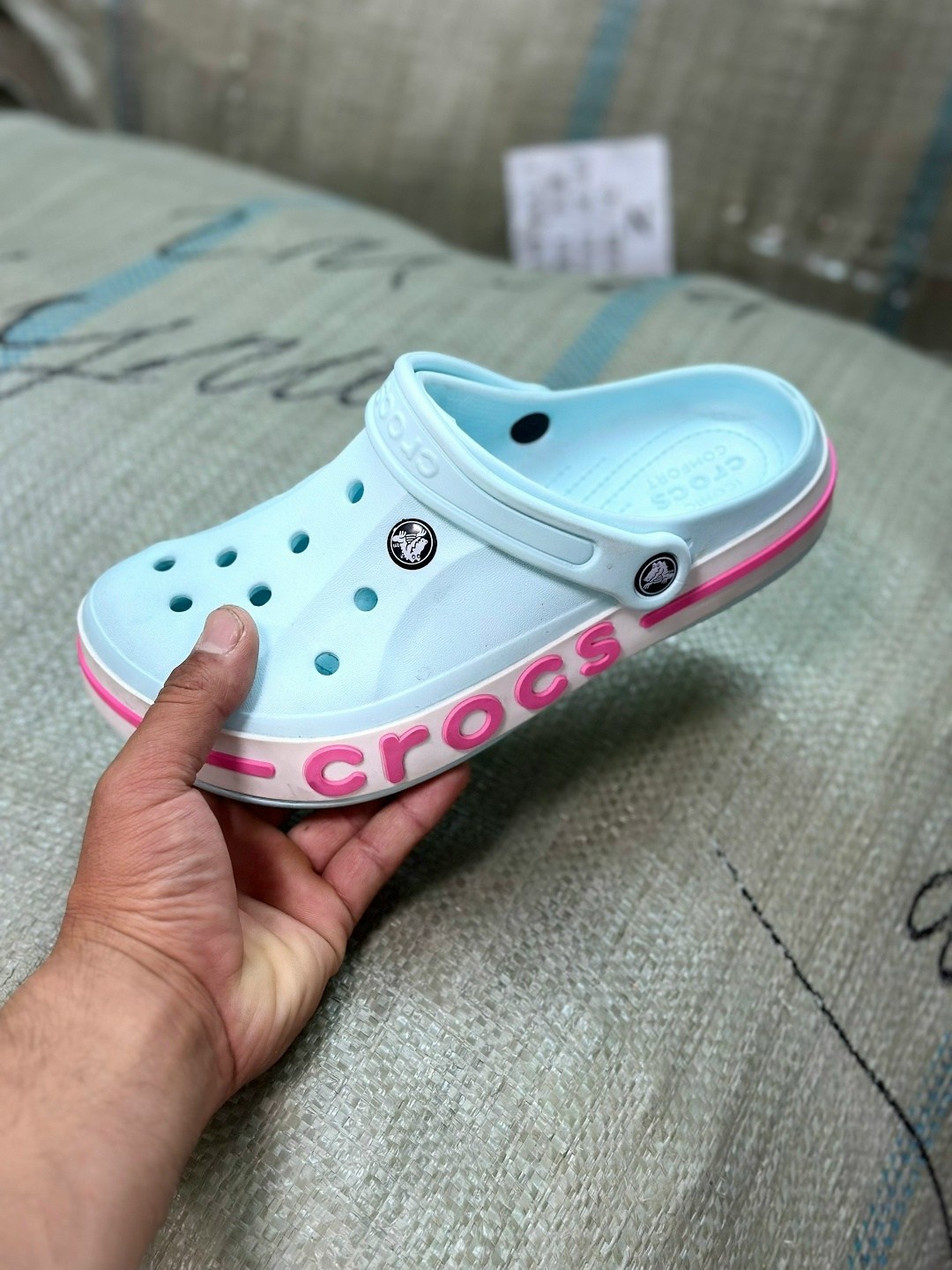 crocs сабо,crocs мужские сабо,кроксы новая коллекция 2026,crocs мужские,кроксы сабо