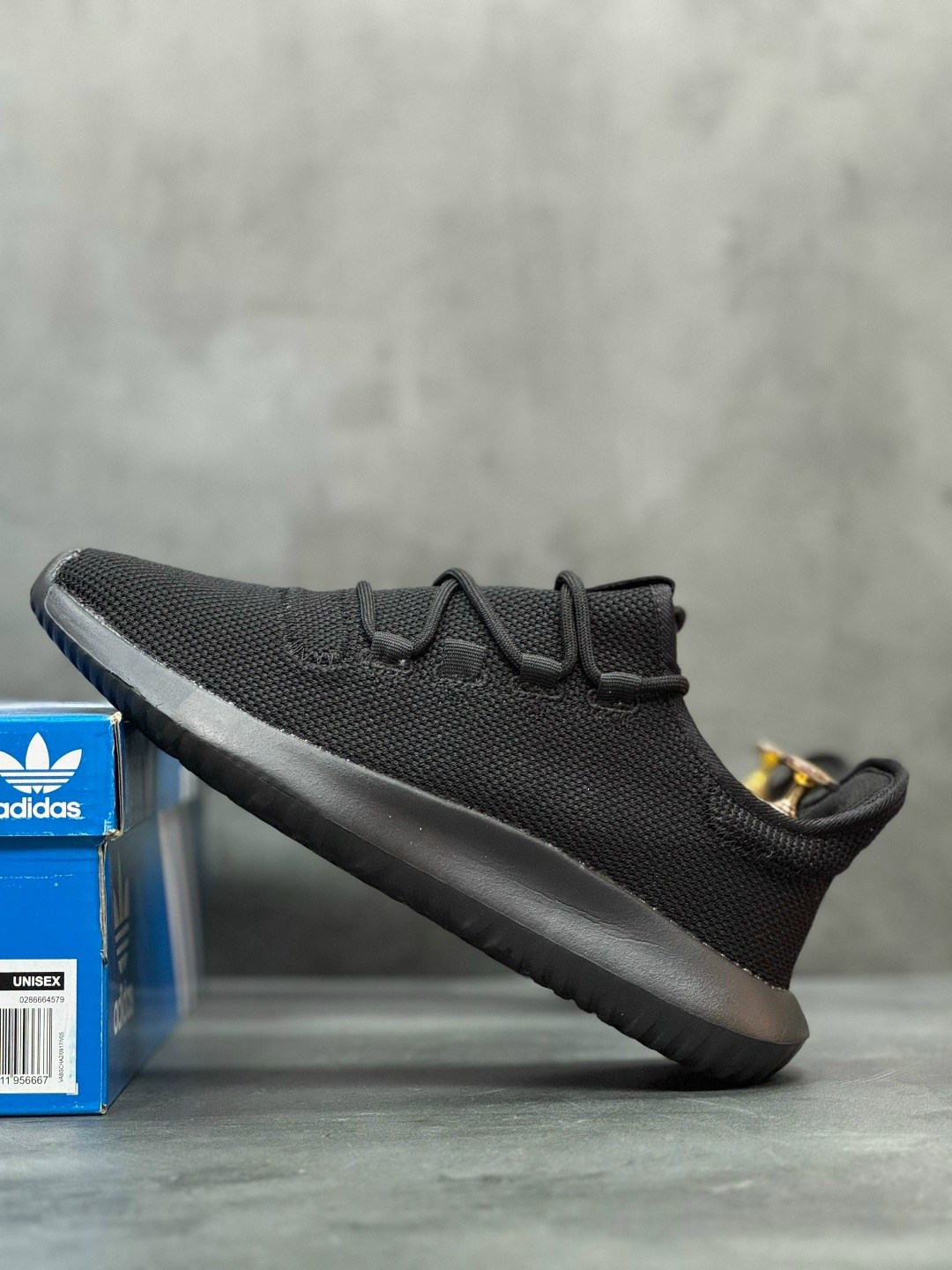 кроссовки adidas tubular shadow,adidas originals tubular shadow,adidas tubular shadow black,кроссовки adidas,кроссовки