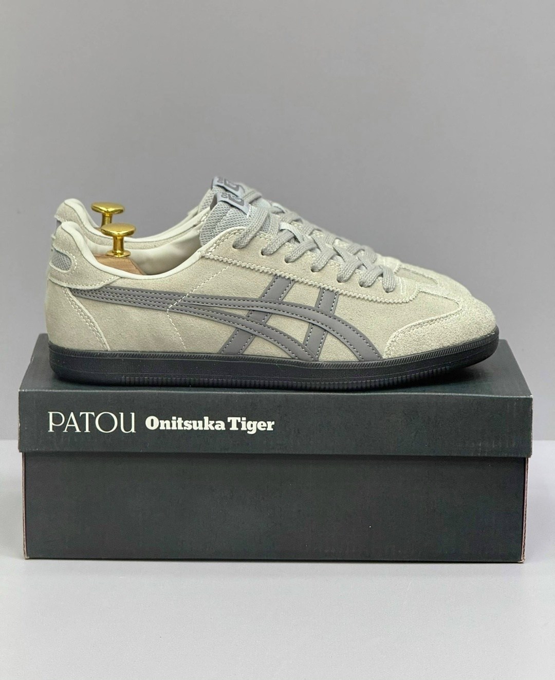 кроссовки onitsuka tiger,кроссовки tiger onitsuka tokuten,кроссовки tiger onitsuka tokuten asics,кроссовки asics onitsuka tiger,мужские кроссовки onitsuka tiger tokuten серо-зеленые