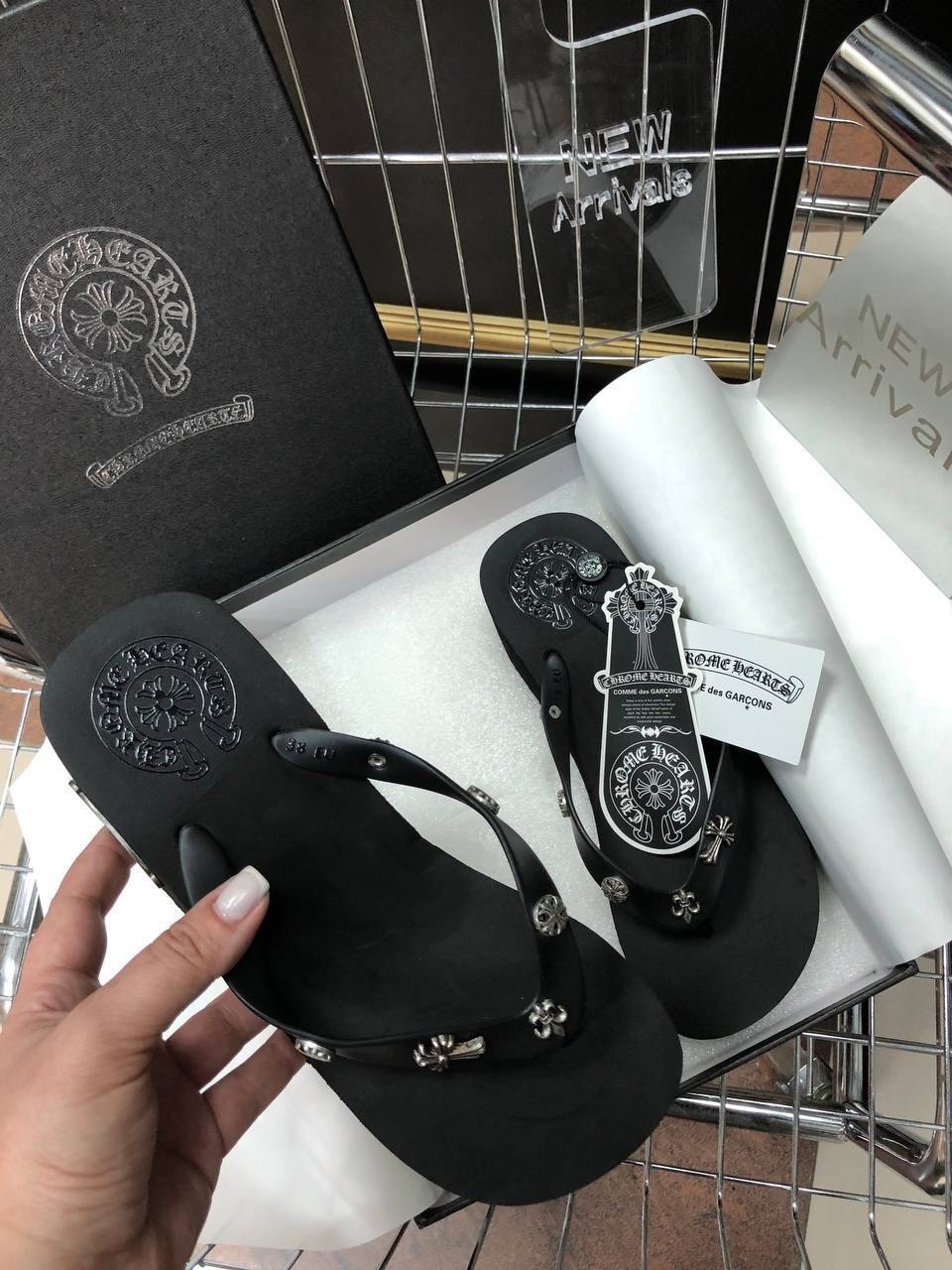 ,женские шлепанцы,модные шлепанцы,шлепанцы chanel,босоножки шлепанцы