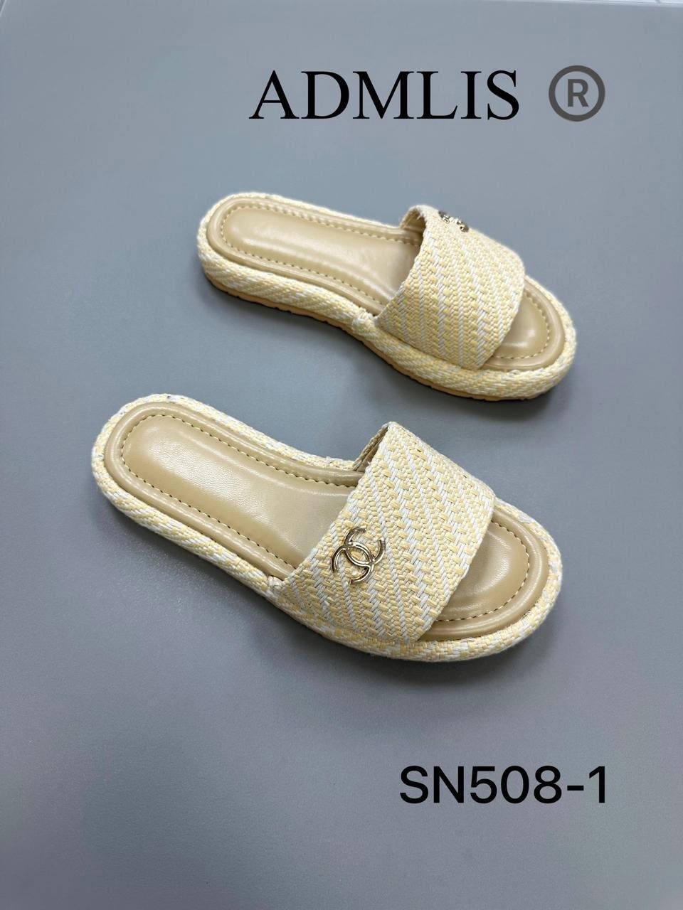 ,шлепанцы женские,женские босоножки,модные тапочки,тапочки valentino