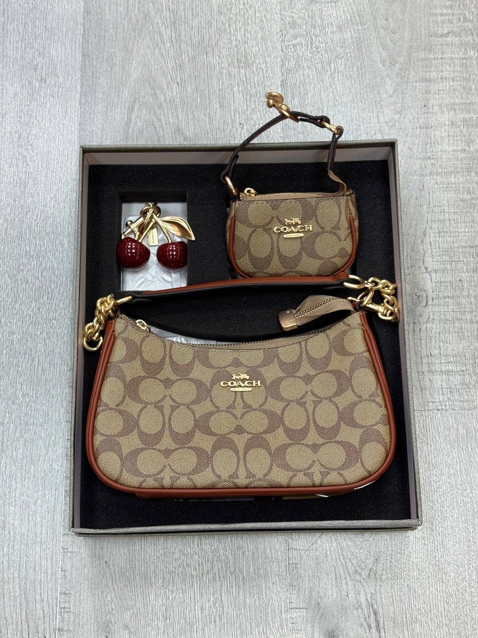 сумка coach,сумка женская coach,сумка coach на плечо,брендовая сумка через плечо coach,сумка