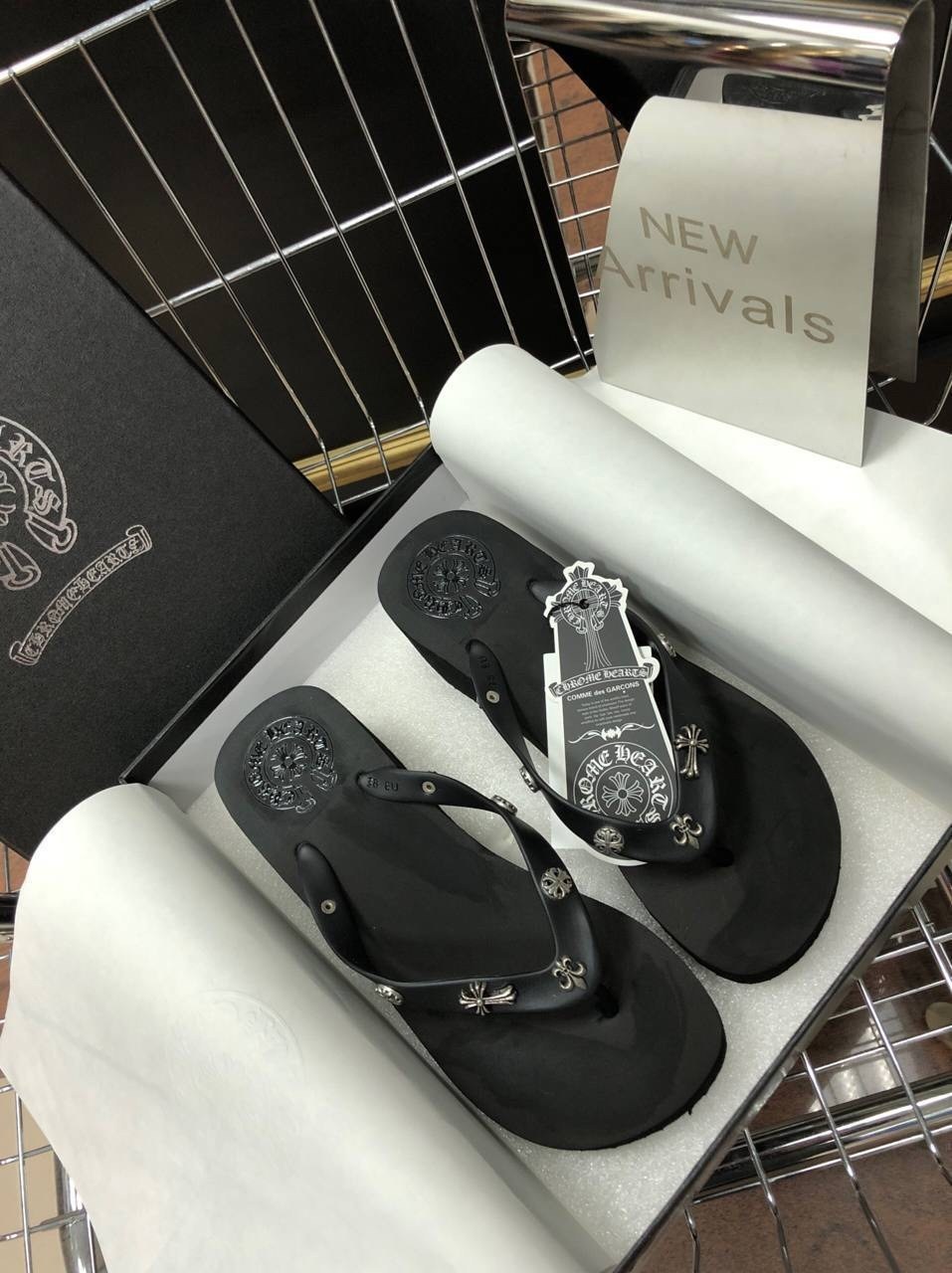 ,женские шлепанцы,модные шлепанцы,шлепанцы chanel,босоножки шлепанцы