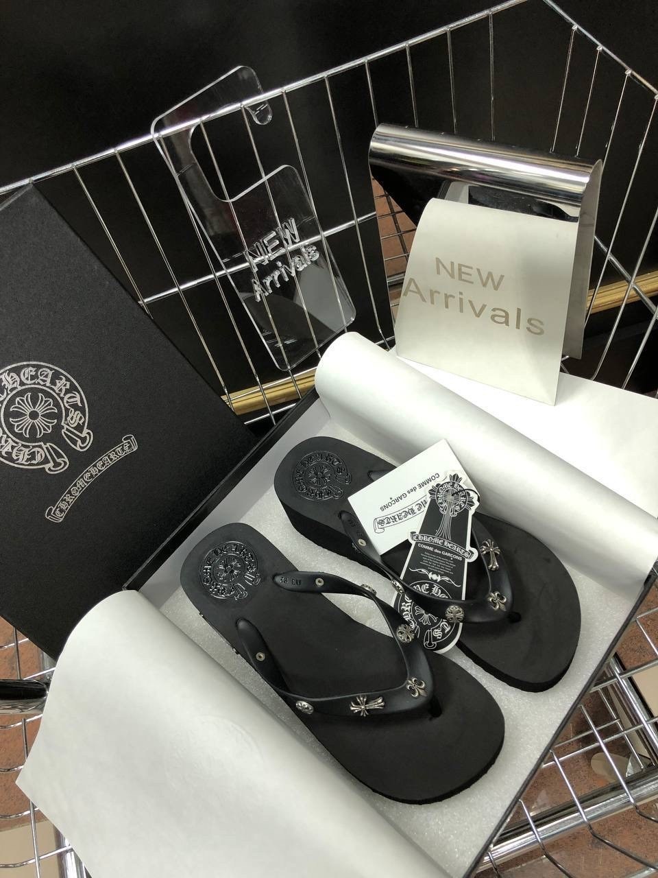 ,женские шлепанцы,модные шлепанцы,шлепанцы chanel,босоножки шлепанцы