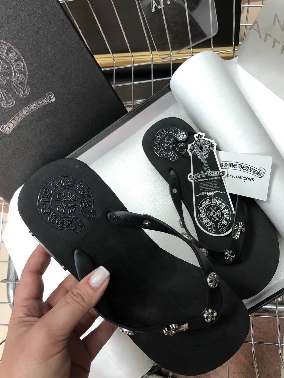 ,женские шлепанцы,модные шлепанцы,шлепанцы chanel,босоножки шлепанцы