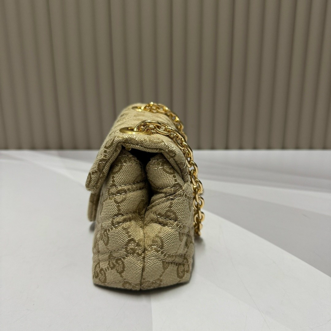 gucci marmont,сумки гуччи женские,сумки гуччи,сумка через плечо gucci,gucci сумка