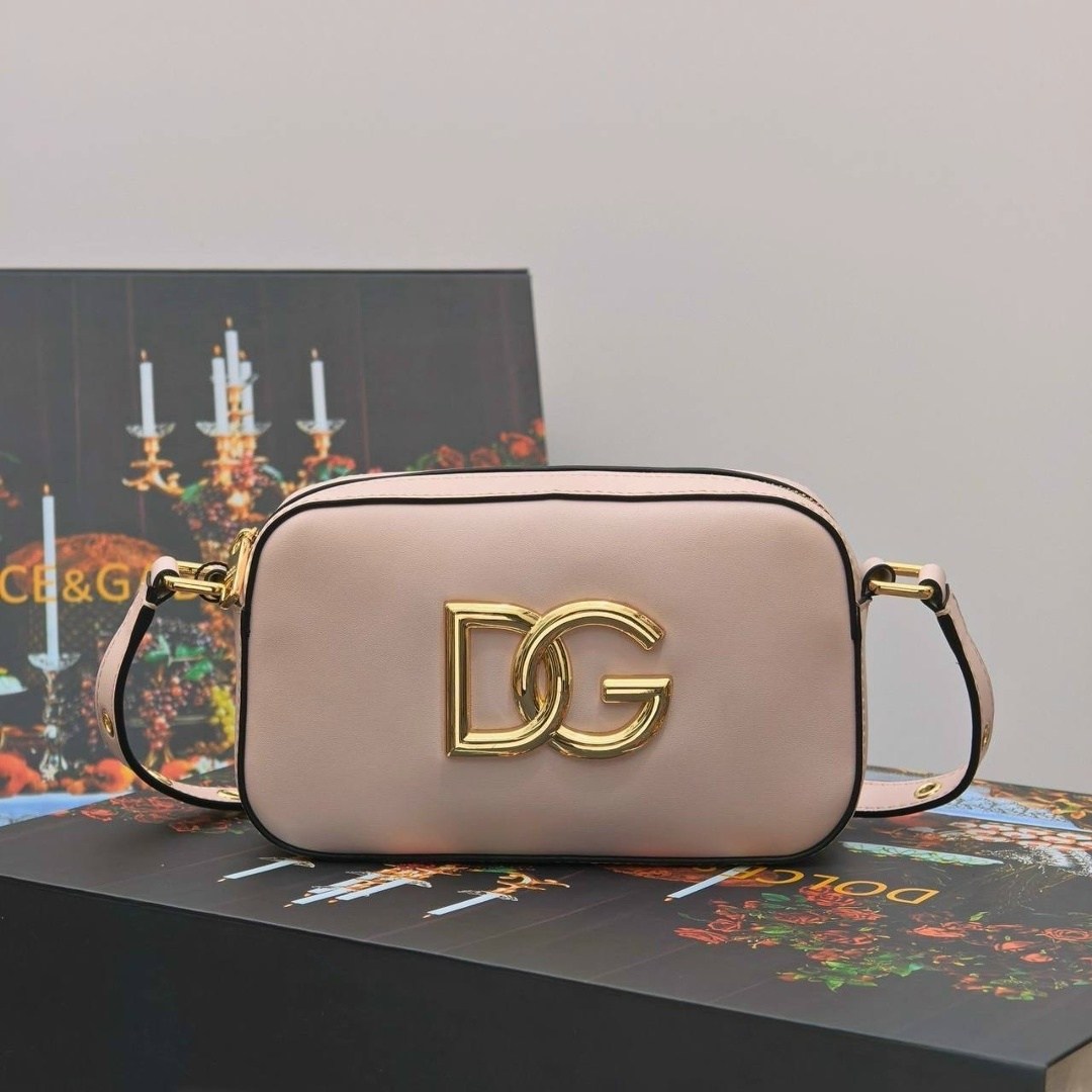 сумка dolce gabbana,сумка,кроссбоди d&g dolce&gabbana,красная женская сумка дольче габбана,сумочка