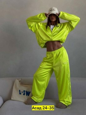 Костюм