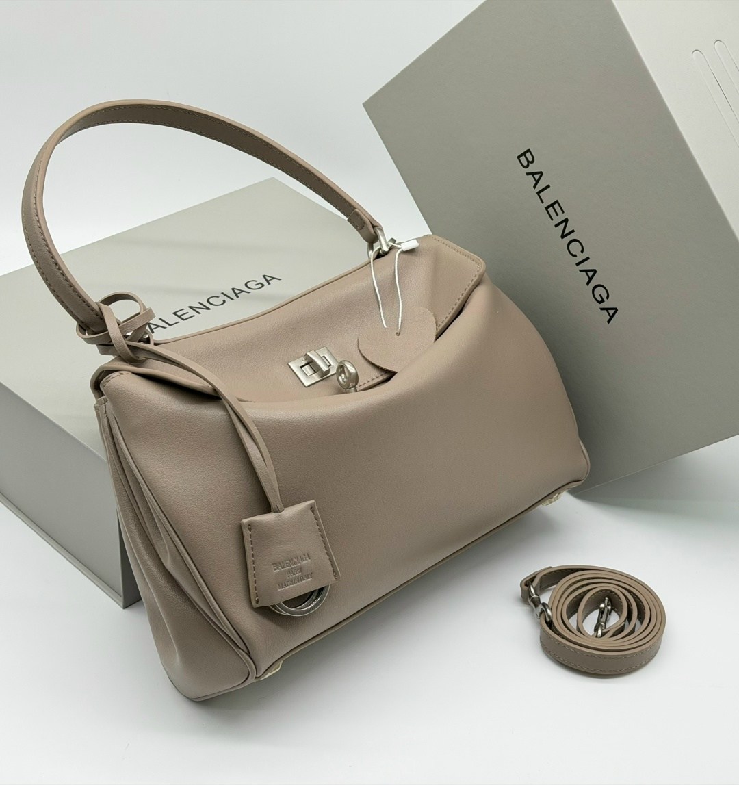 сумка balenciaga,сумка женская balenciaga,баленсиага сумка,сумка,сумка balenciaga rodeo