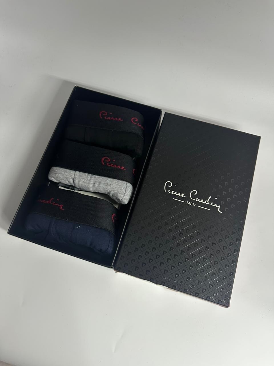 визитница пьер карден,карден пьер,pierre cardin визитница,pierre cardin коробки,визитница 9,6х6,4х1,3 см pierre cardin
