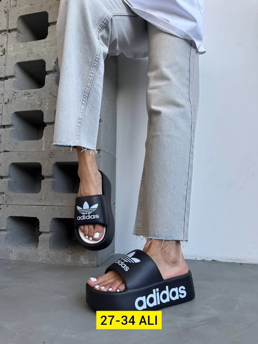 шлепанцы adidas,сланцы adidas,,adidas шлепки,шлепки адидас