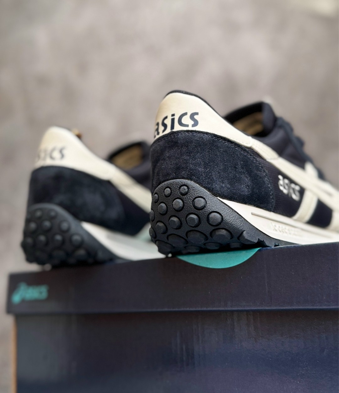 кроссовки мужские asics,кроссовки,кроссовки asics,спортивная ,кроссовки для мужчин