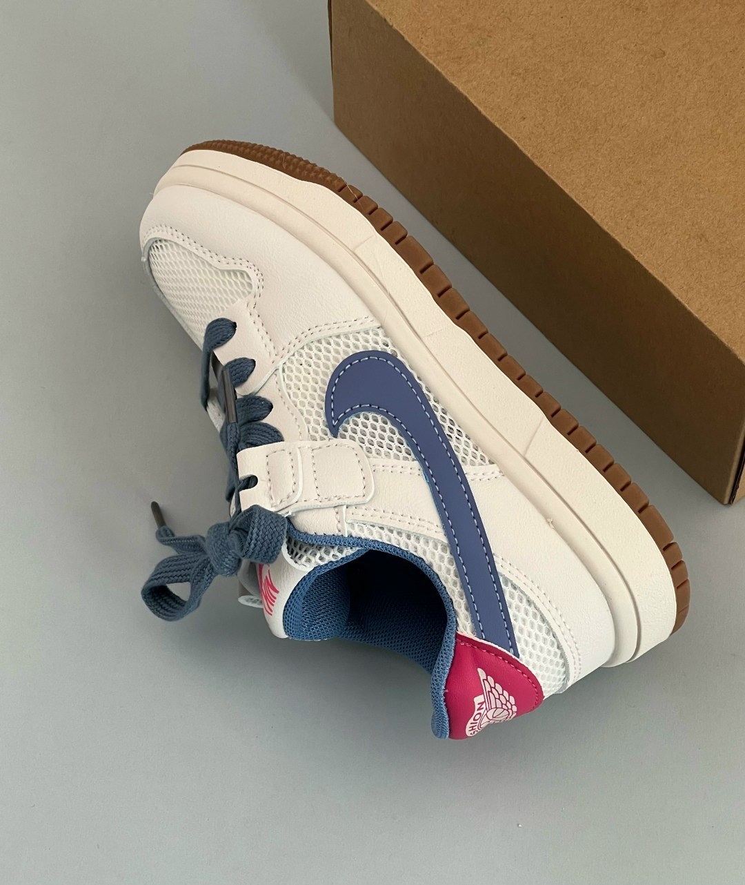 женские кроссовки nike,женские кроссовки,оригинальные кроссовки,nike dunk low pink pigeon,розовые кроссовки