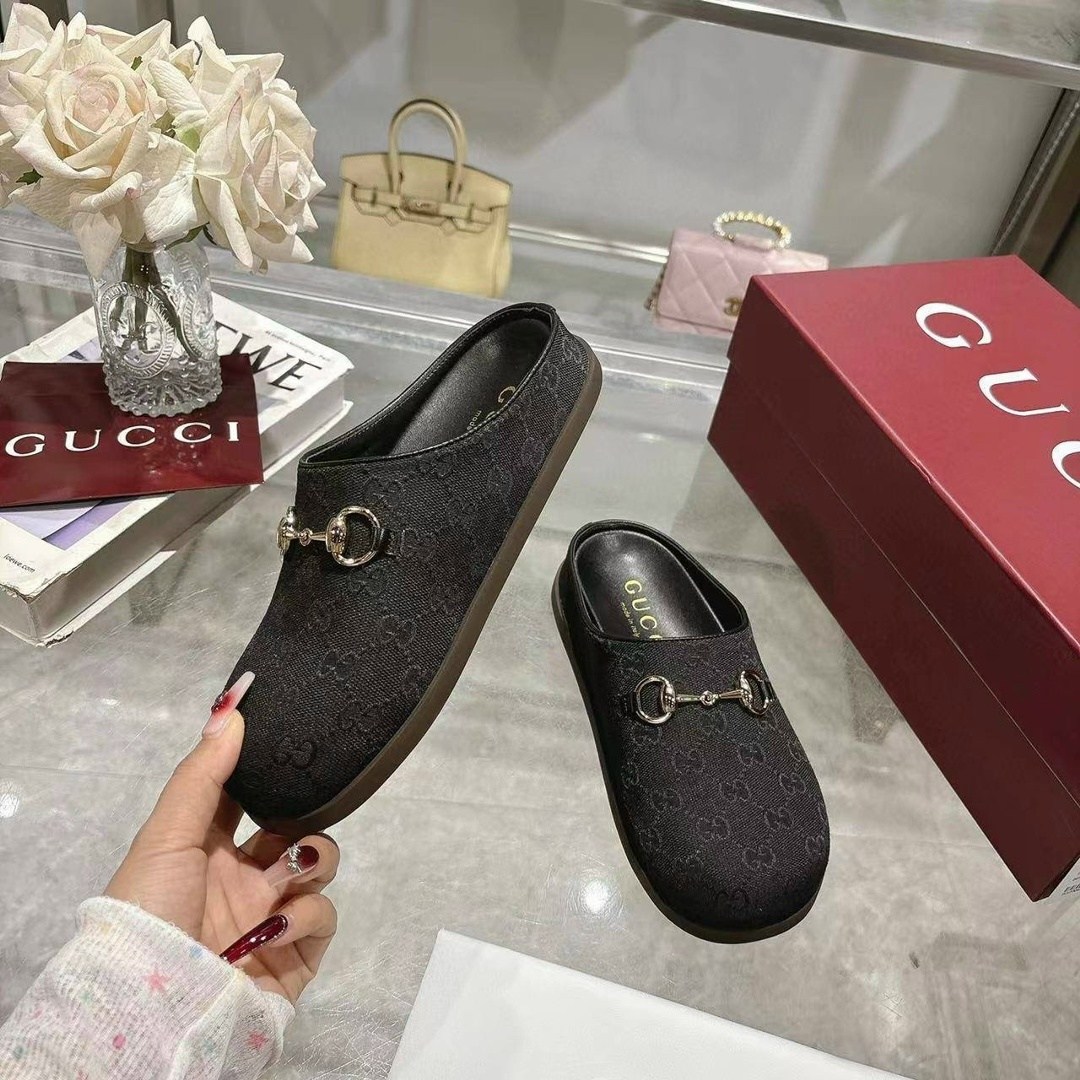 мюли gucci,обувь,шлепанцы gucci,женские шлепанцы,модные шлепанцы