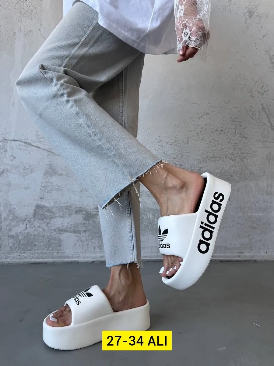 шлепанцы adidas,шлепки adidas,,adidas сланцы,тапочки adidas