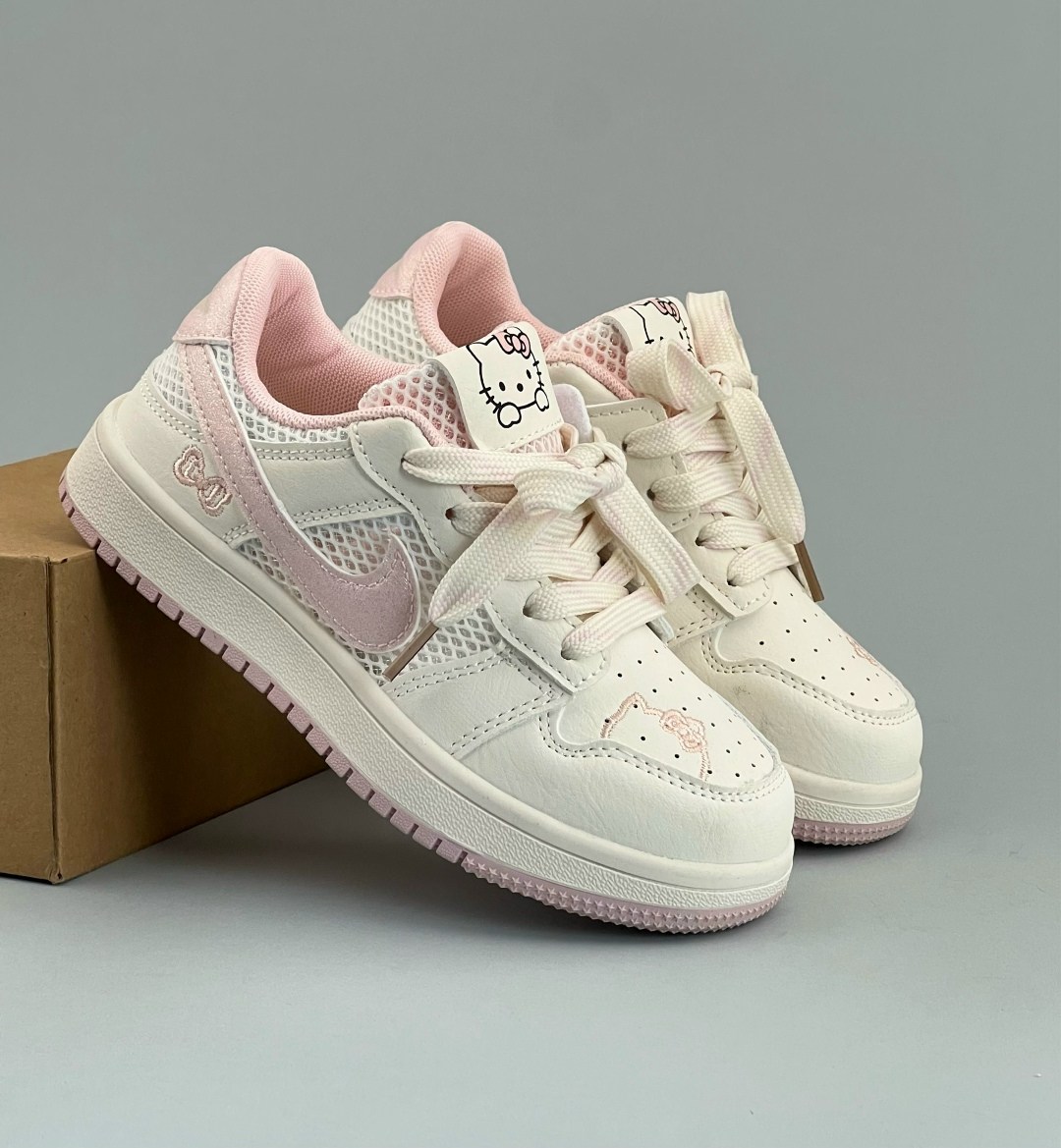 женские кроссовки nike,женские кроссовки,оригинальные кроссовки,nike dunk low pink pigeon,розовые кроссовки