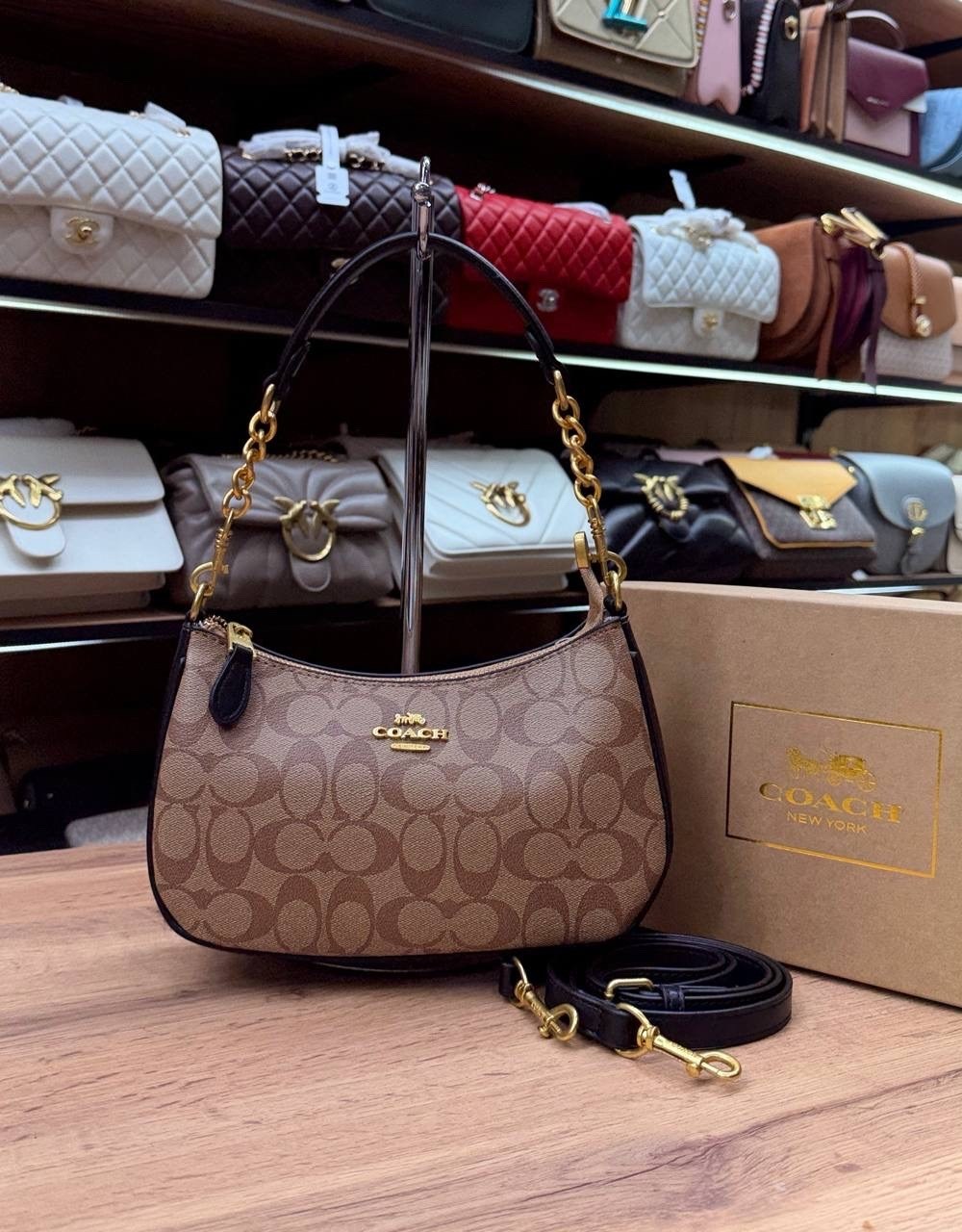 женская сумка coach,сумка coach,брендовая сумка через плечо coach,сумка коуч coach,сумка на плечо coach