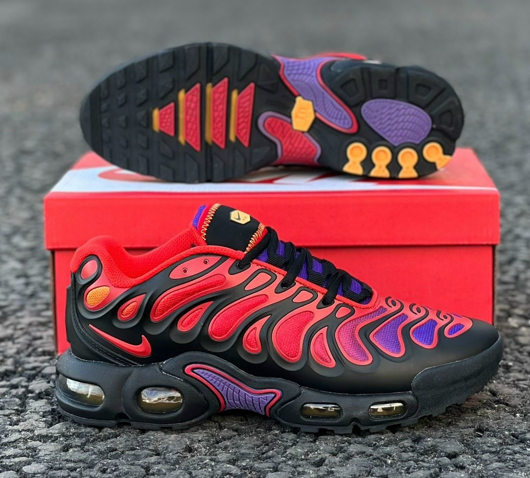 кроссовки nike air max plus,nike air max plus drift,кроссовки nike air max tn plus,nike air max plus,nike air tn max plus