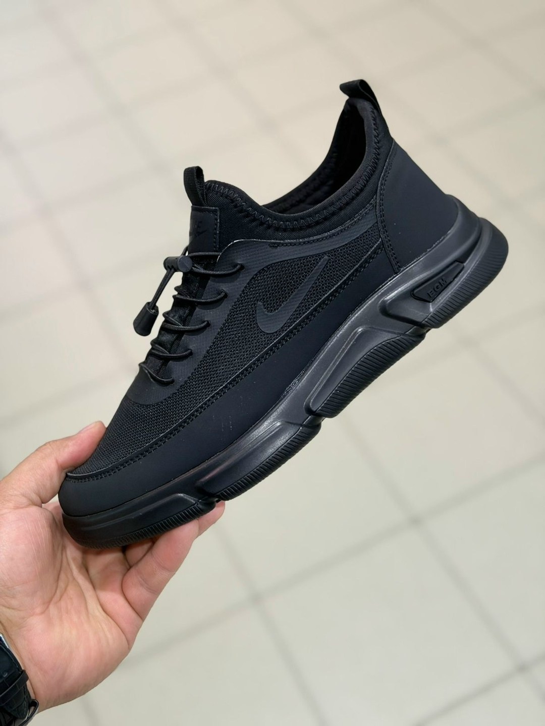 кроссовки,nike кроссовки мужские,кроссовки nike,кроссовки для мужчин,мужские кроссовки