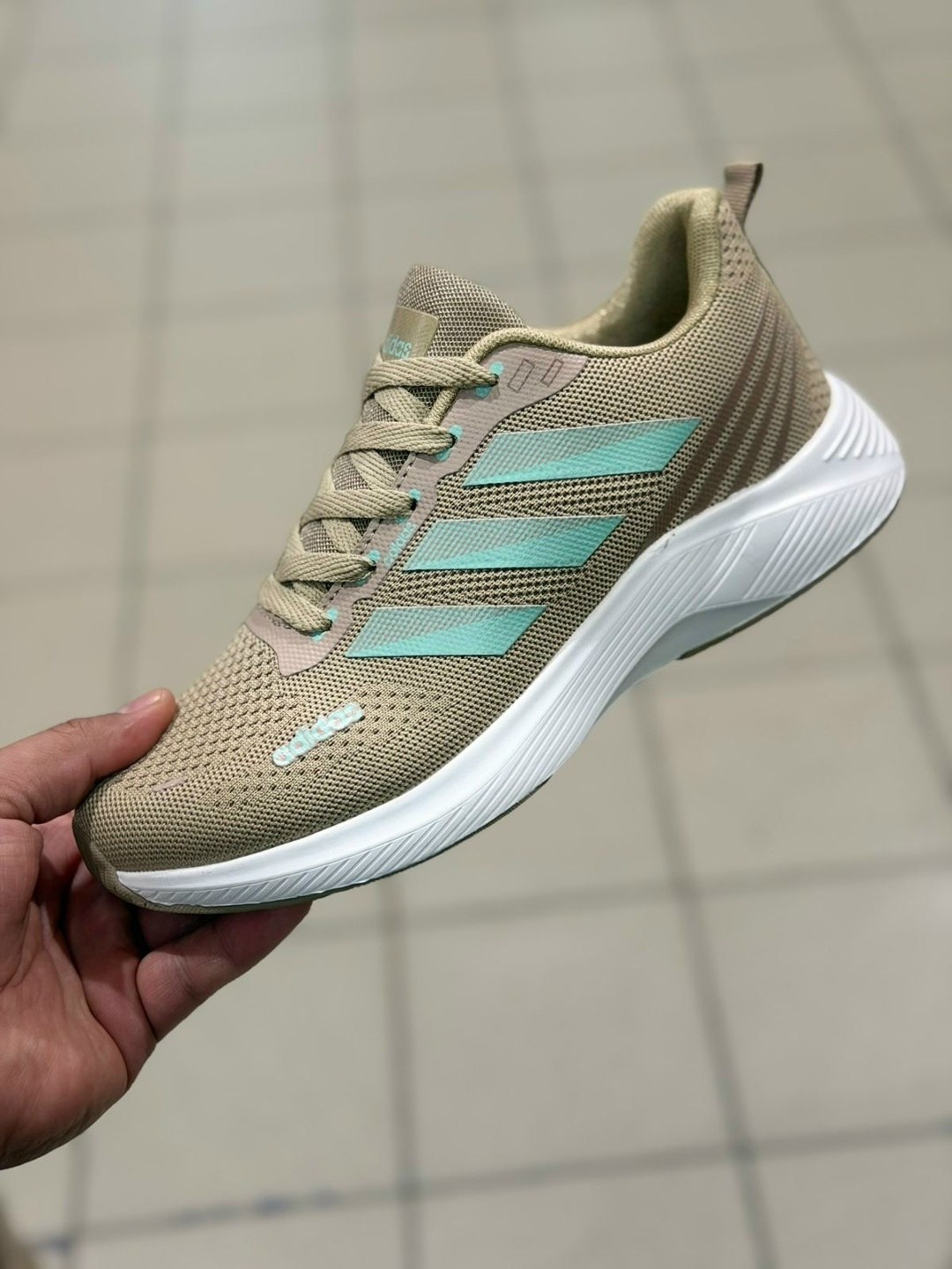 кроссовки adidas,кроссовки мужские adidas,кроссовки адидас стрит бит,кроссовки мужские женские adidas,кроссовки адидас