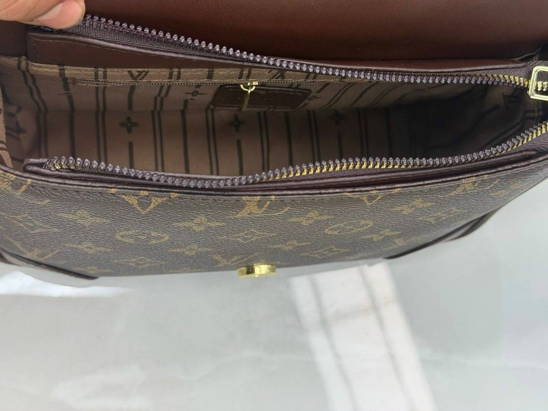 louis vuitton сумка на плечо,сумка louis vuitton,сумка луи виттон женская черная,сумка багет луи виттон,сумка