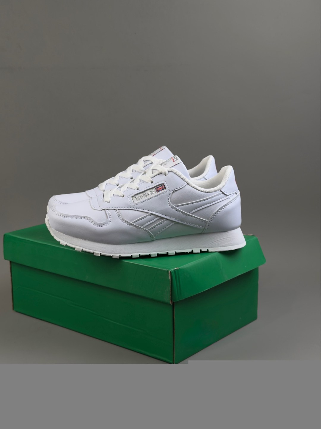 кроссовки reebok classic,кроссовки reebok белые,кроссовки белые женские рибок,женские белые кроссовки reebok,кроссовки рибок классик женские белые