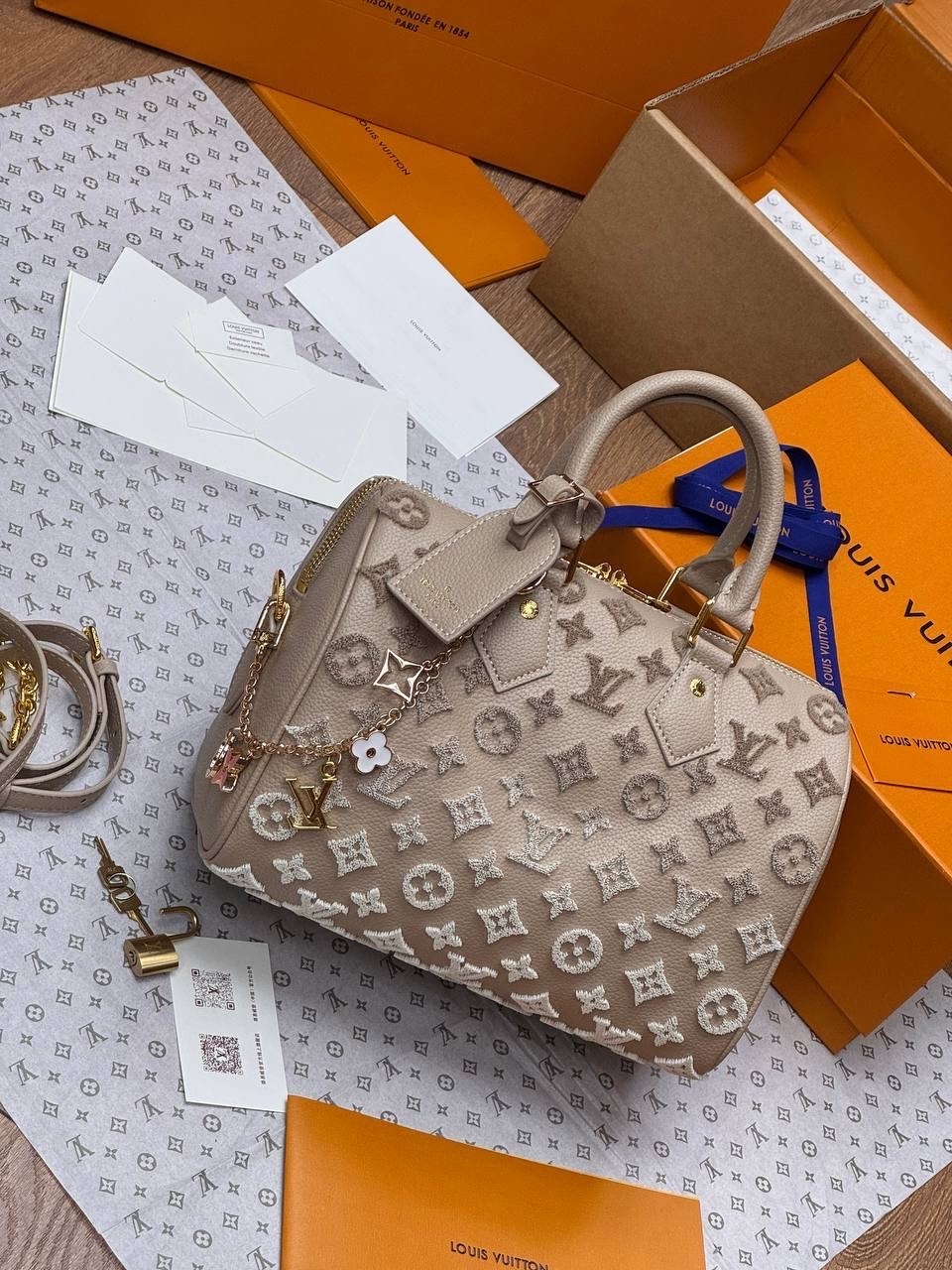 louis vuitton сумка на плечо,сумка louis vuitton,сумка женская louis vuitton,сумка на плечо louis vuitton louis vuitton,сумка женская louis vuitton цветная