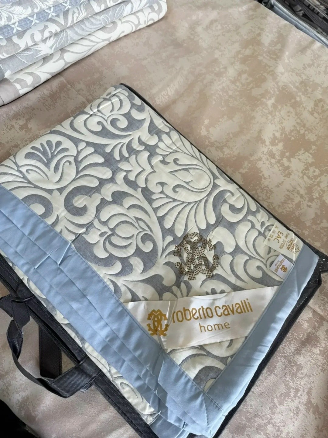 покрывало cavalli roberto cavalli,плед-покрывало двухстороннее египетский хлопок 200/230 roberto cavalli,roberto cavalli одеяло,постельное белье roberto cavalli,покрывало роберто кавалли хлопок