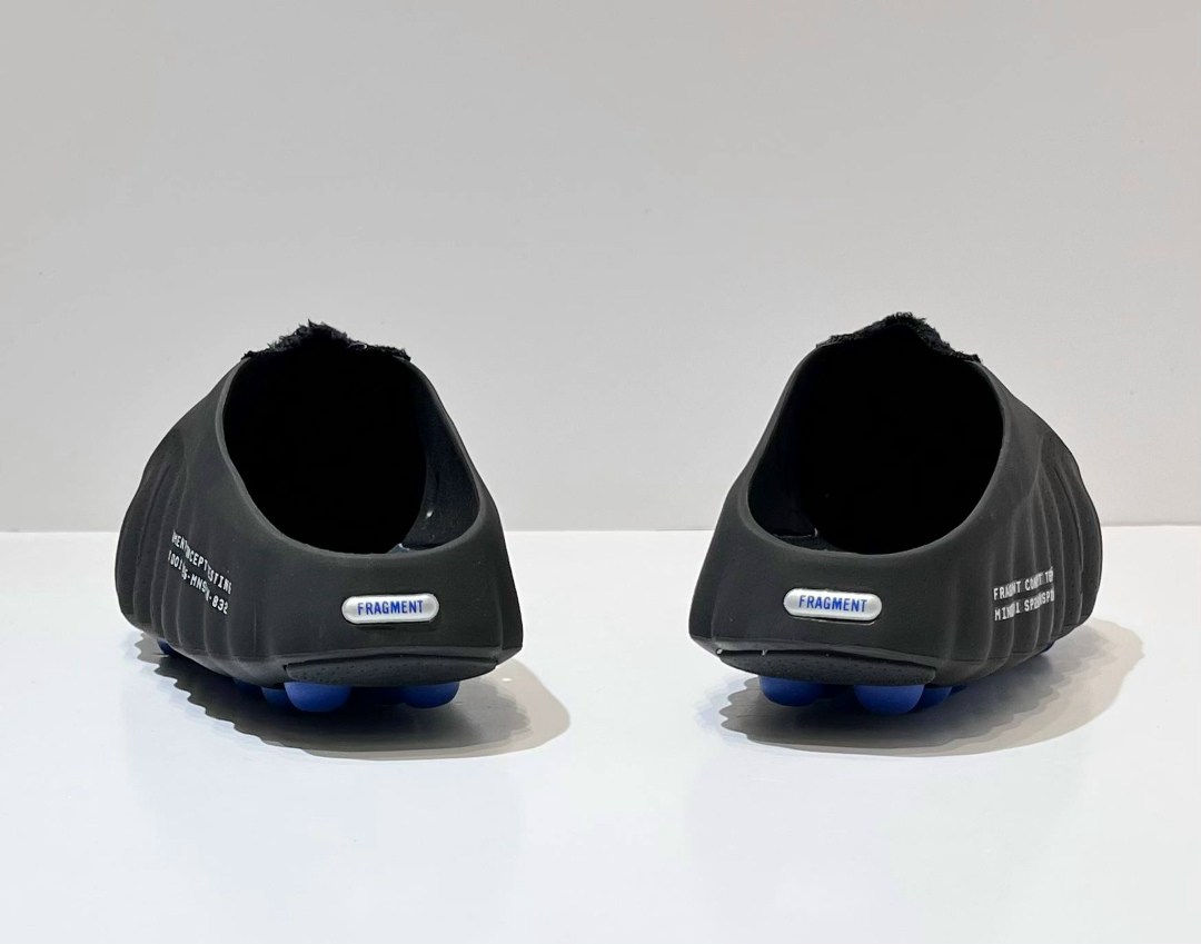 adidas yeezy slide,кроссовки,модные тапочки,мужская , на заказ