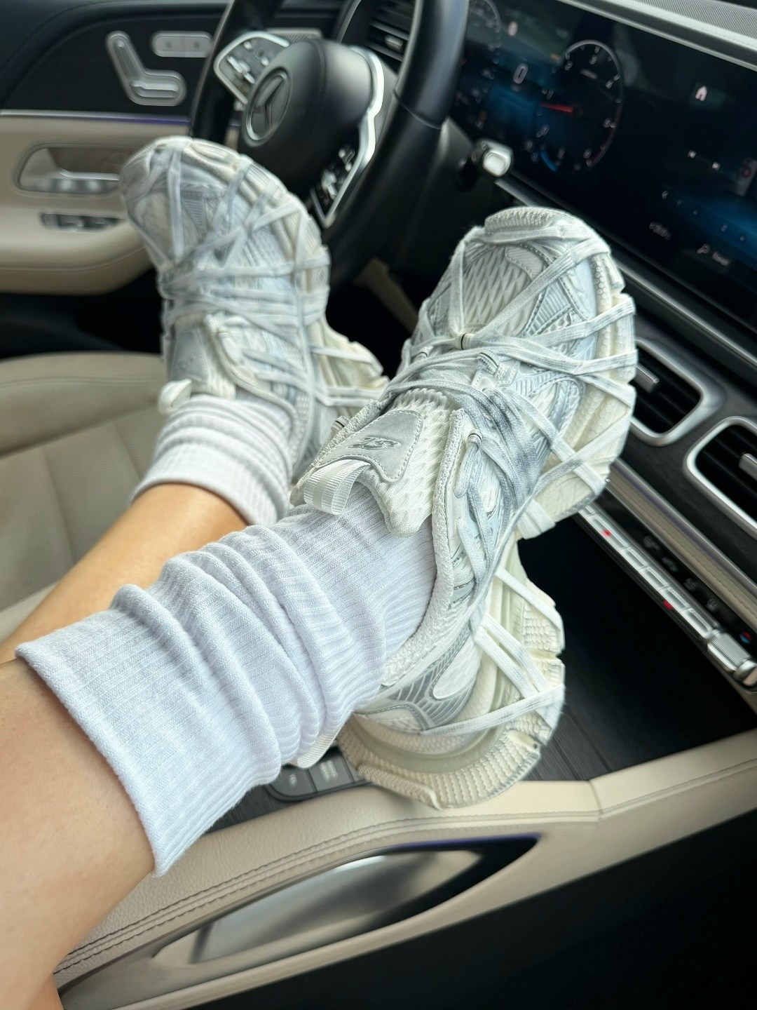 ,кроссовки женские balenciaga,balenciaga кроссовки,кроссовки баленcиaгa,кроссовки массивные