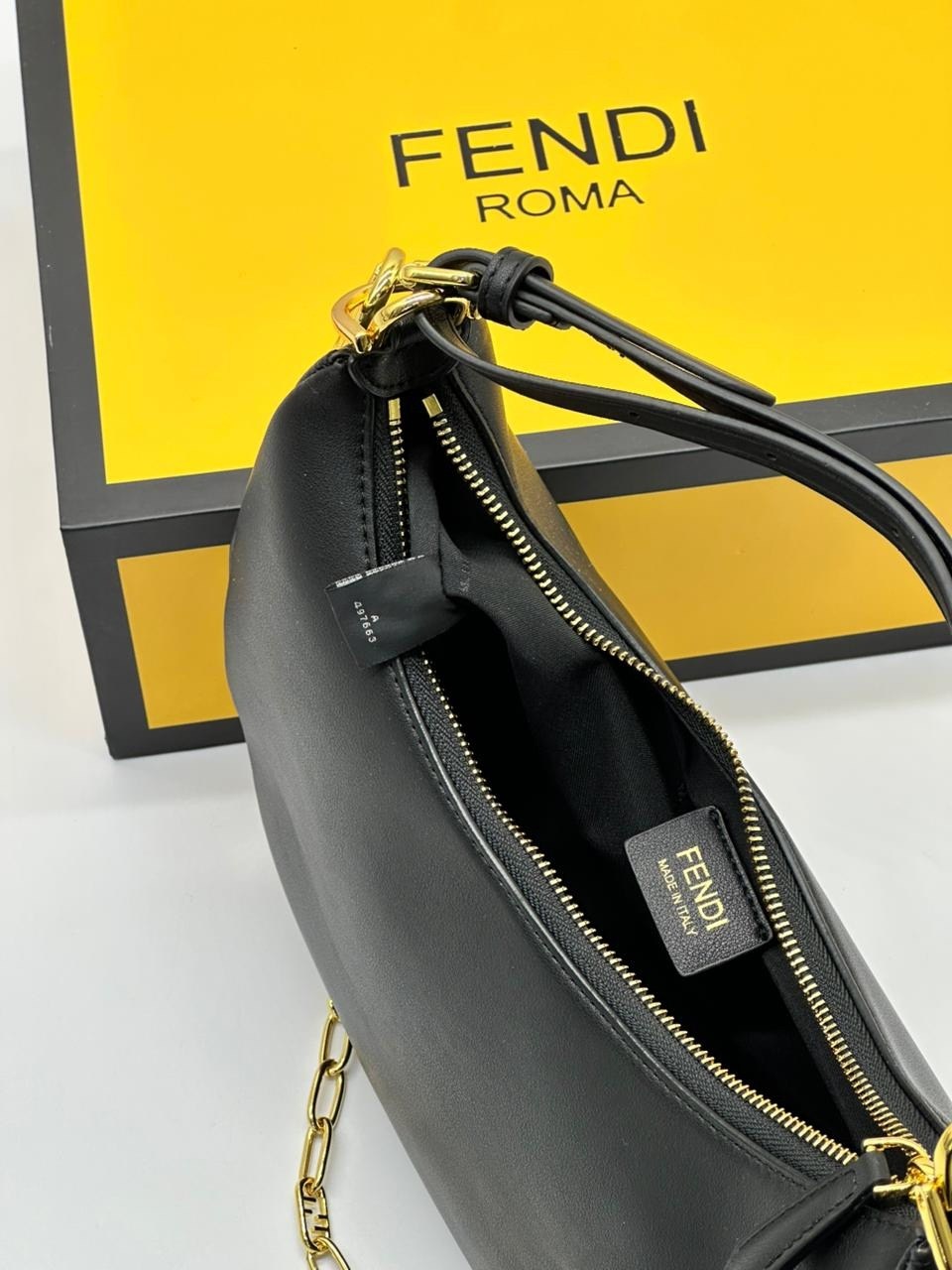 сумка fendi,сумка,сумка на плечо fendi,женская сумка,сумка фенди