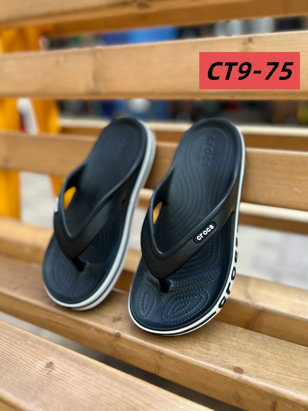 crocs шлепанцы,шлепанцы крокс,шлепанцы женские,сланцы crocs,летние шлепанцы