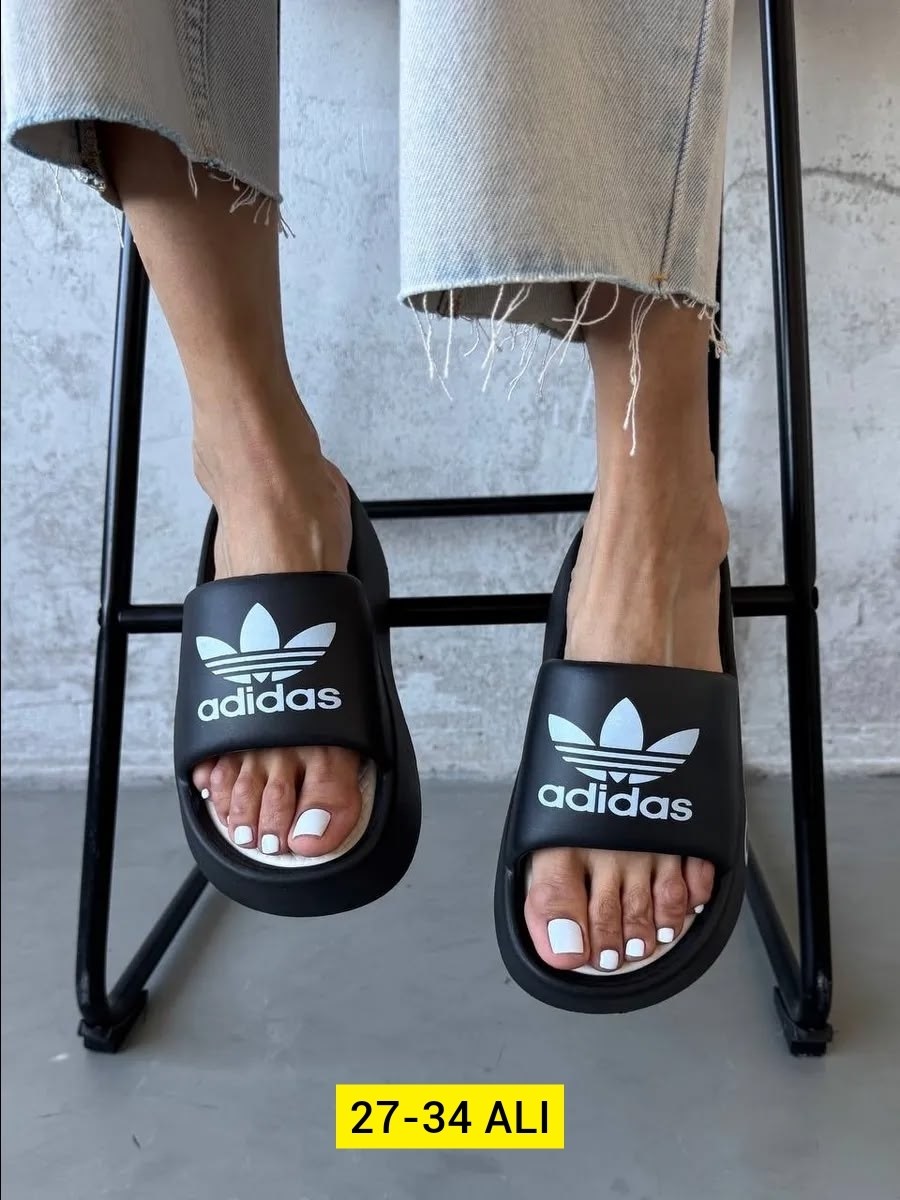 шлепанцы adidas,сланцы adidas,,adidas шлепки,шлепки адидас