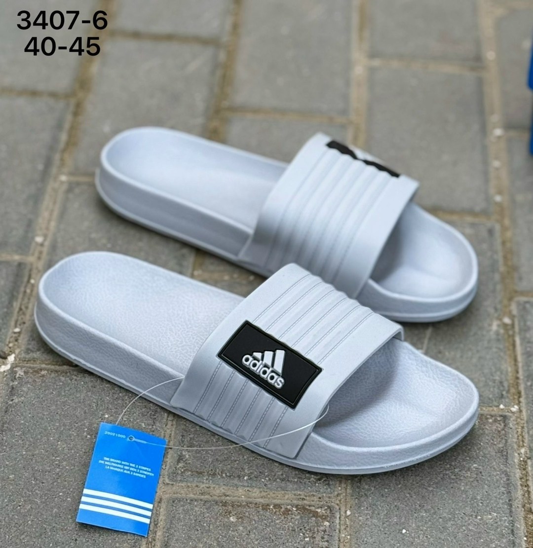 шлепанцы adidas,adidas adilette comfort slides,мужские шлепанцы,шлепанцы adidas adilette comfort,шлепанцы adidas adilette comfort slides