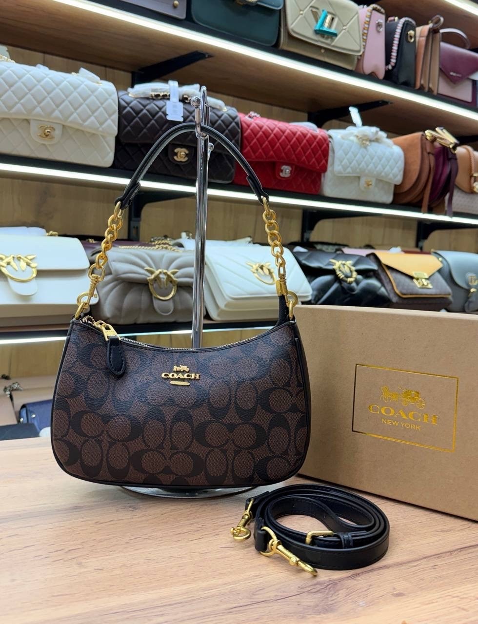 женская сумка coach,сумка coach,брендовая сумка через плечо coach,сумка коуч coach,сумка на плечо coach