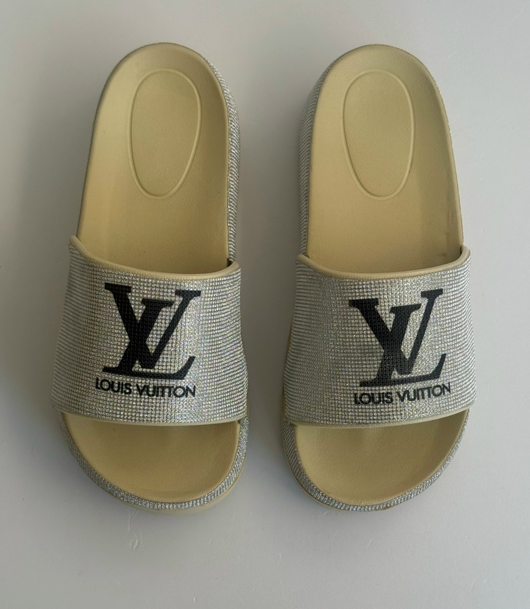 тапочки louis vuitton,модные тапочки,шлепанцы женские,,женские тапочки