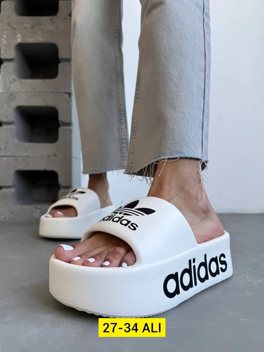 шлепанцы adidas,шлепки adidas,,adidas сланцы,тапочки adidas