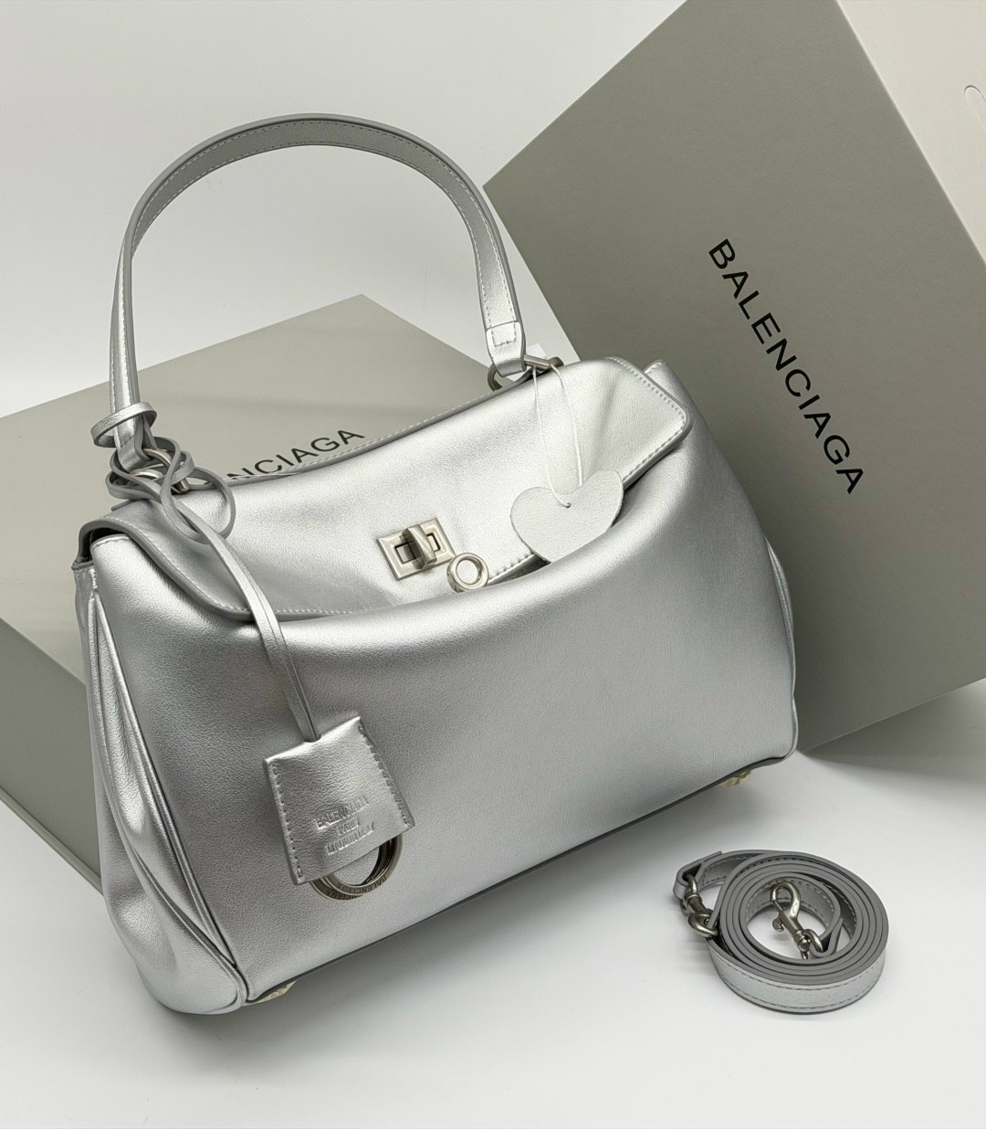 сумка balenciaga,сумка женская balenciaga,баленсиага сумка,сумка,сумка balenciaga rodeo