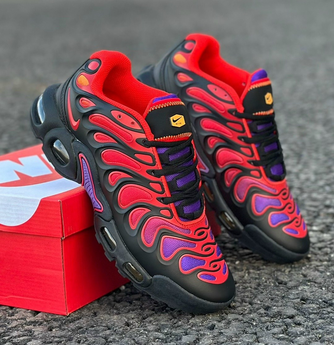 кроссовки nike air max plus,nike air max plus drift,кроссовки nike air max tn plus,nike air max plus,nike air tn max plus