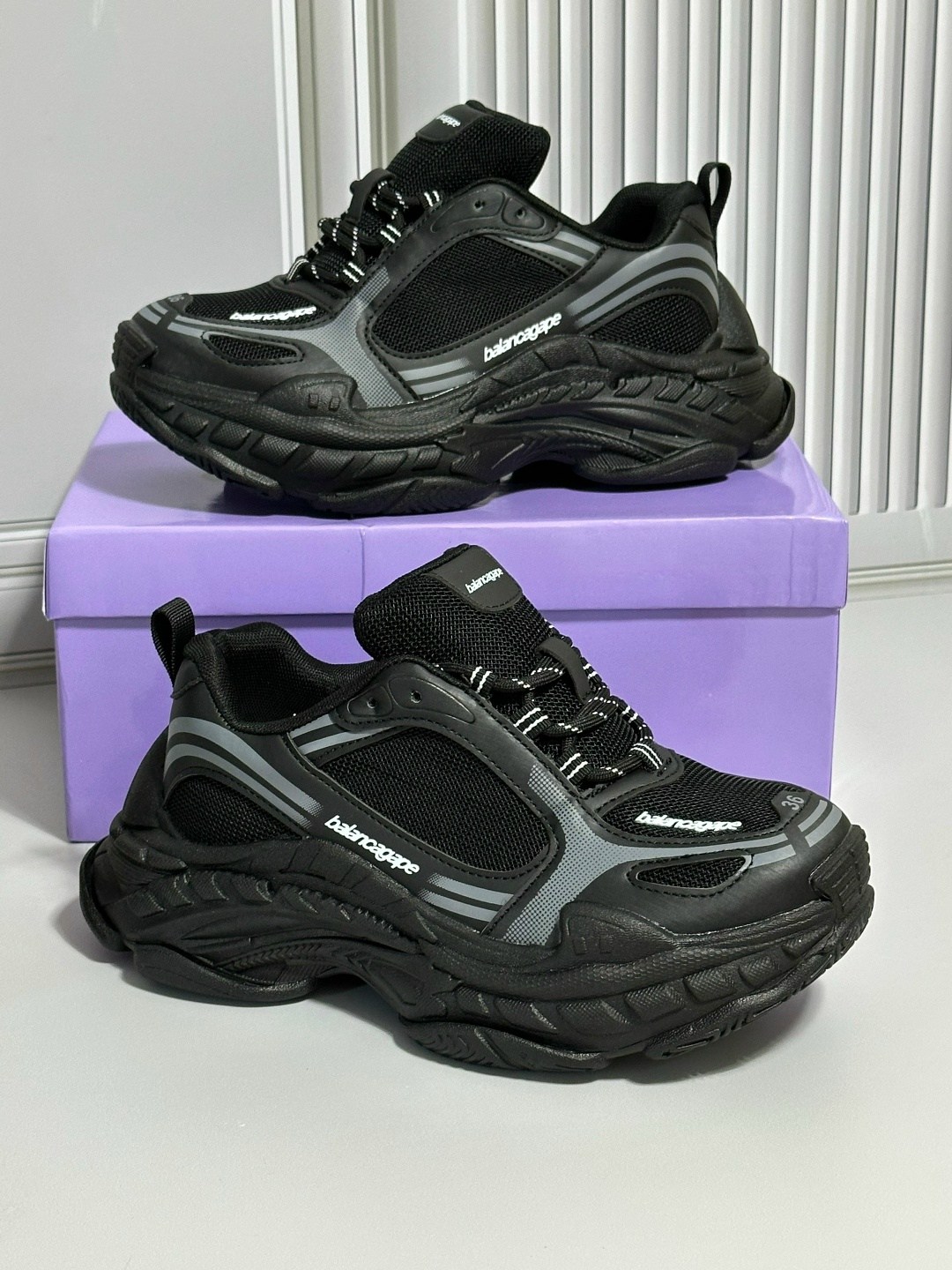 кроссовки в стиле balenciaga 10xl black,кроссовки женские balenciaga,balenciaga 10xl trainers all black,balenciaga кроссовки,кроссовки balenciaga 3xl sneaker 'worn-out черный