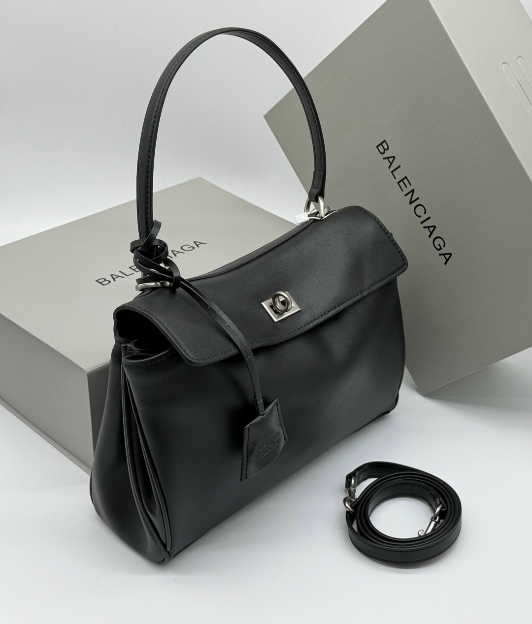 сумка balenciaga натуральная кожа 35-24 см,сумка balenciaga,balenciaga сумка женская,сумка balenciaga rodeo,женская сумка rodeo balenciaga